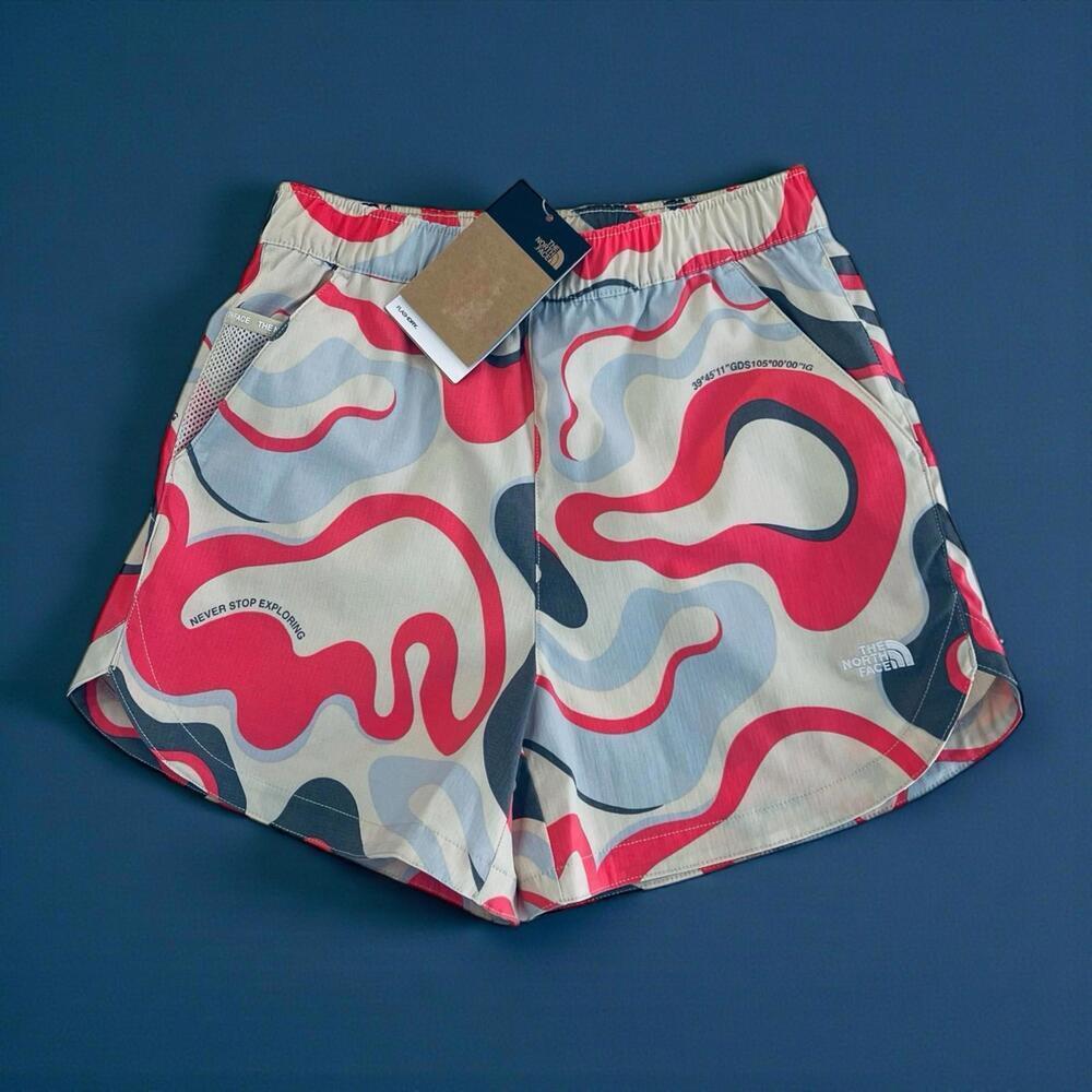 $60 The North Face Class V Pathfinder Shorts  Gravel Wavy Lines Print size XS